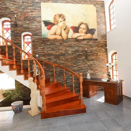 Hidden Paradise For 8 People Villa *